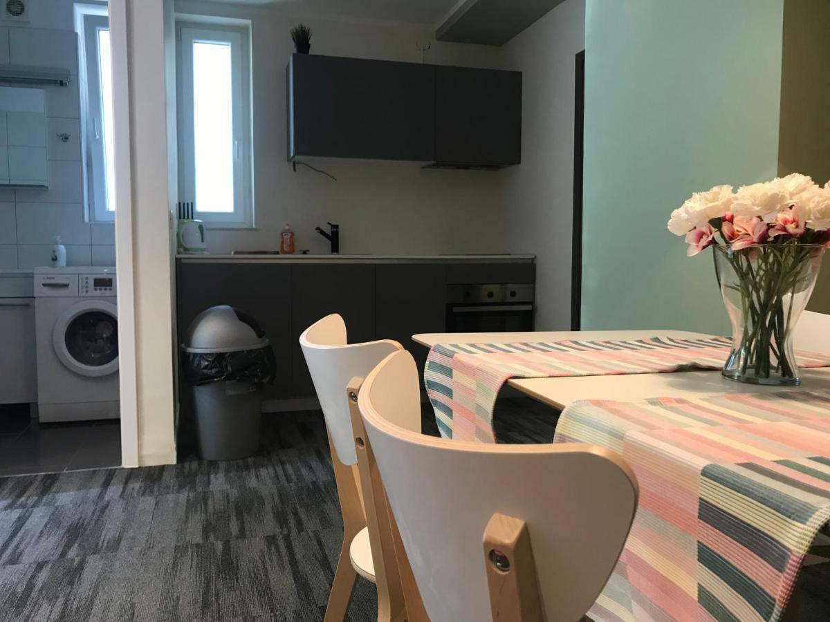 One Bedroom Apartment Split Exteriör bild